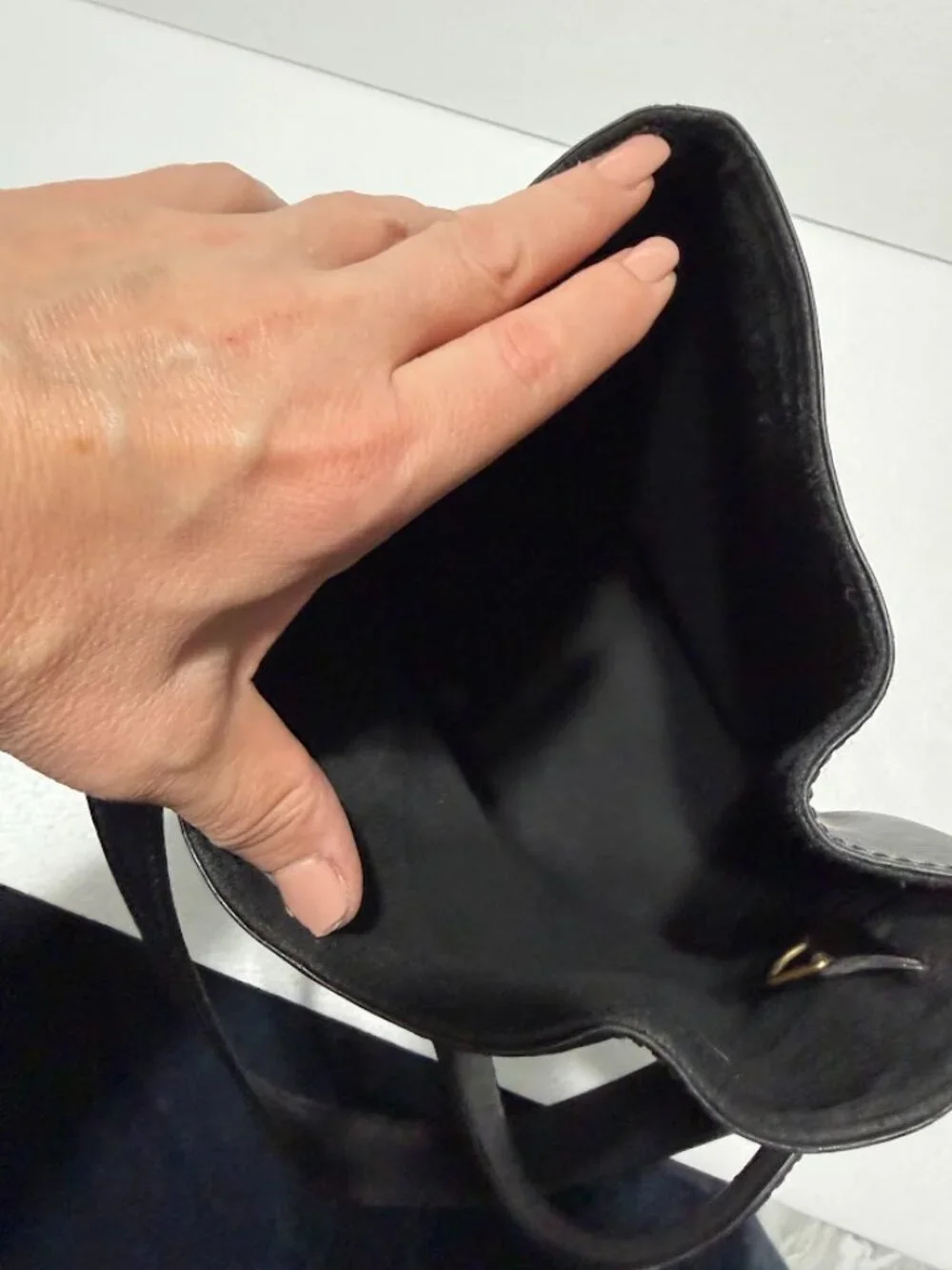 Louis Vuitton Vintage Black Epi Leather Sac d’Epaule Shoulder Bucket Bag